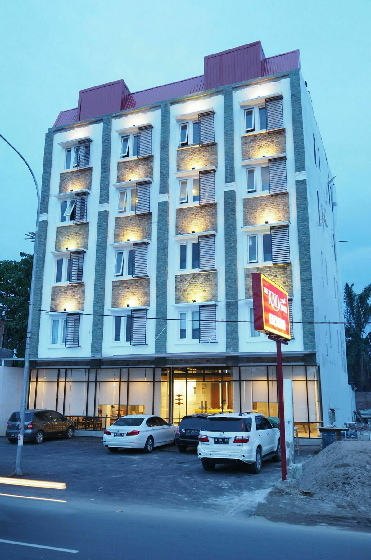 Crew Express Hotel Lubukpakam Eksteriør bilde